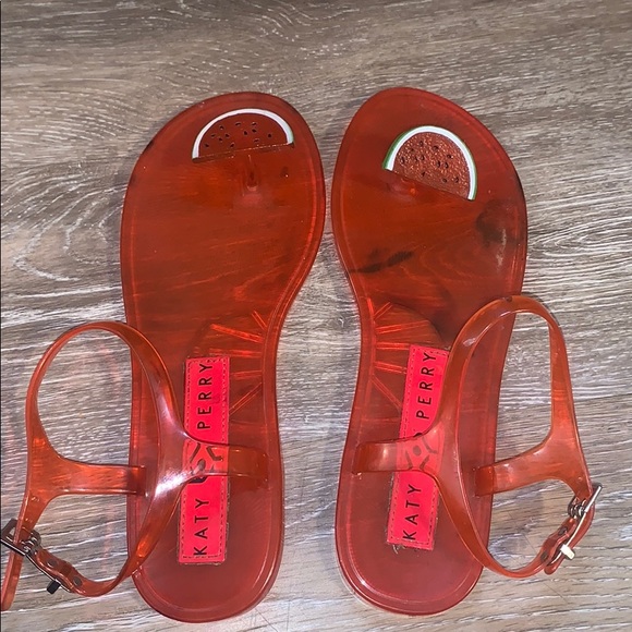 Katy Perry - Picture 3 of 4